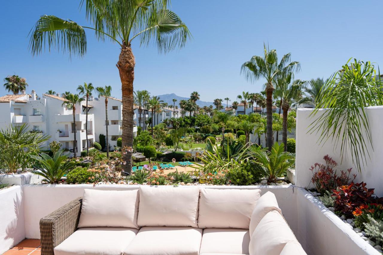 Costalita Beach Apartment Estepona Exterior photo